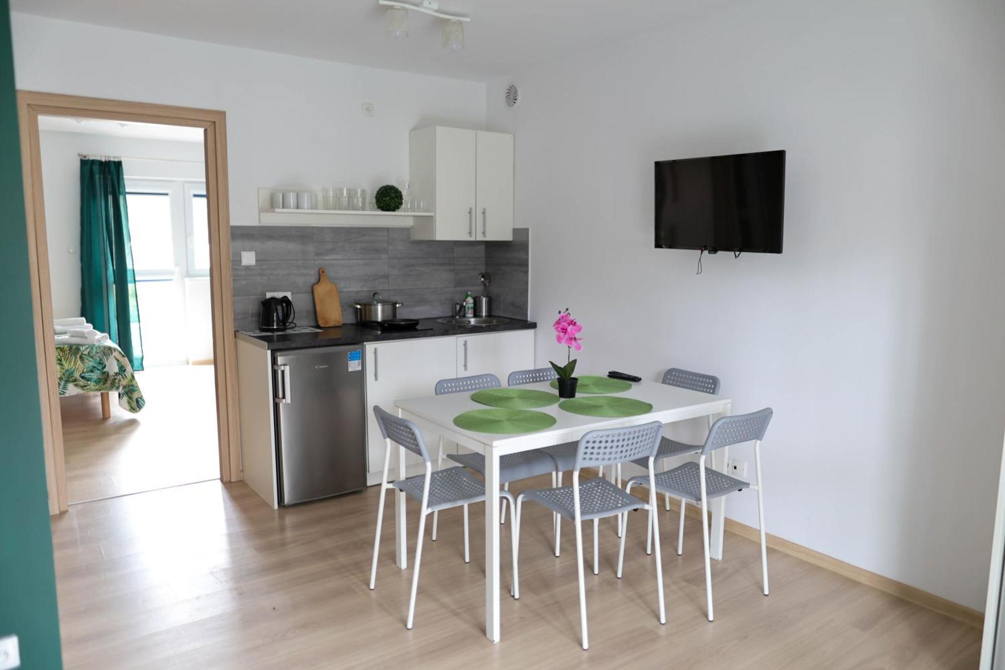 Apartamenty Poddabek- Basen Kryty, Sauna, Animacje Dla Dzieci , Malpi Gaj, Baseny Na Dachu Poddąbie Exterior foto